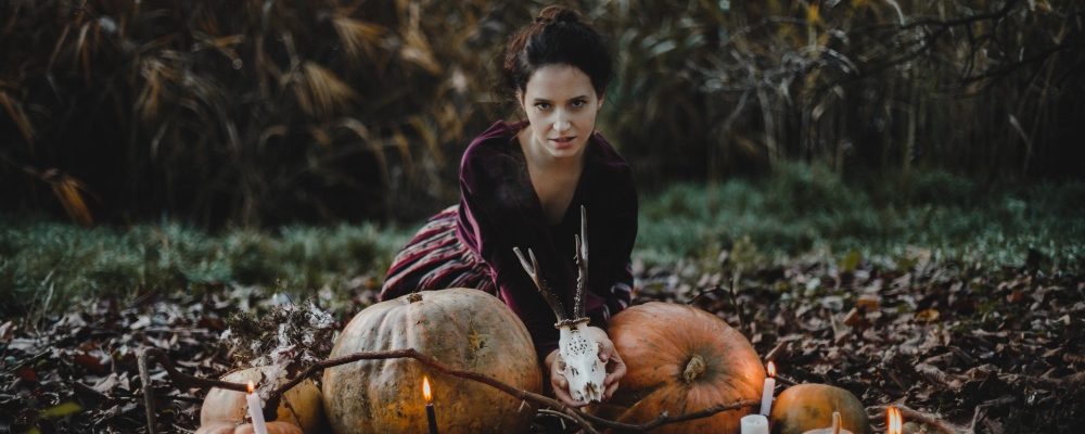 Halloween nel Mondo vs Milano: Un Viaggio da Brivido Tra Tradizioni e Feste!