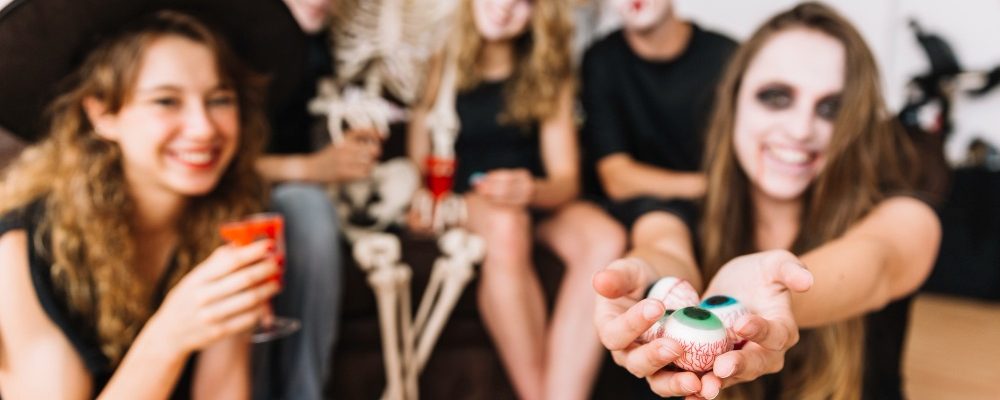 Halloween a Milano per gruppi: come organizzare una festa tra amici